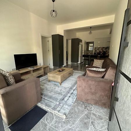 Ozbilge Apartments Kyrenia  Exterior foto